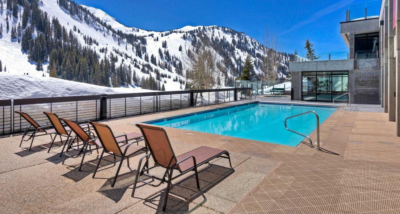 Alta'S Rustler Lodge Exterior photo