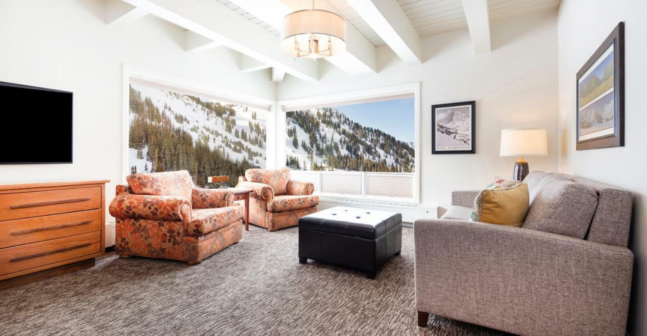 Alta'S Rustler Lodge Exterior photo